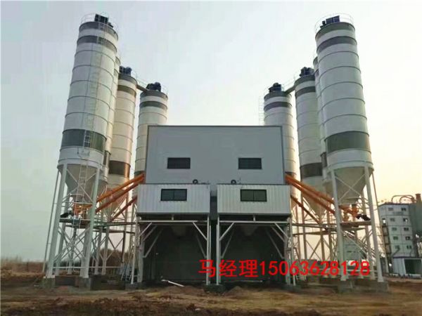 在使用初期，混凝土攪拌站有什么注意事項(xiàng)？